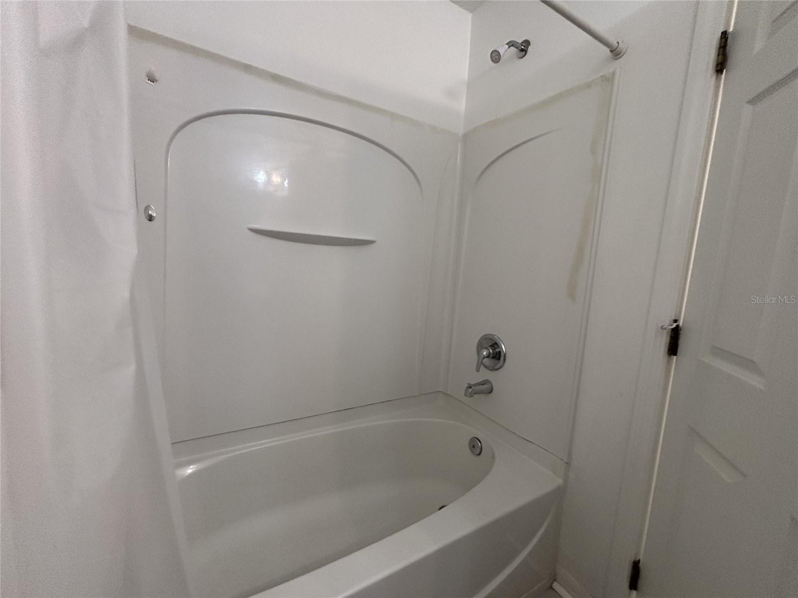 CLUB CORTILE - Residential Lease