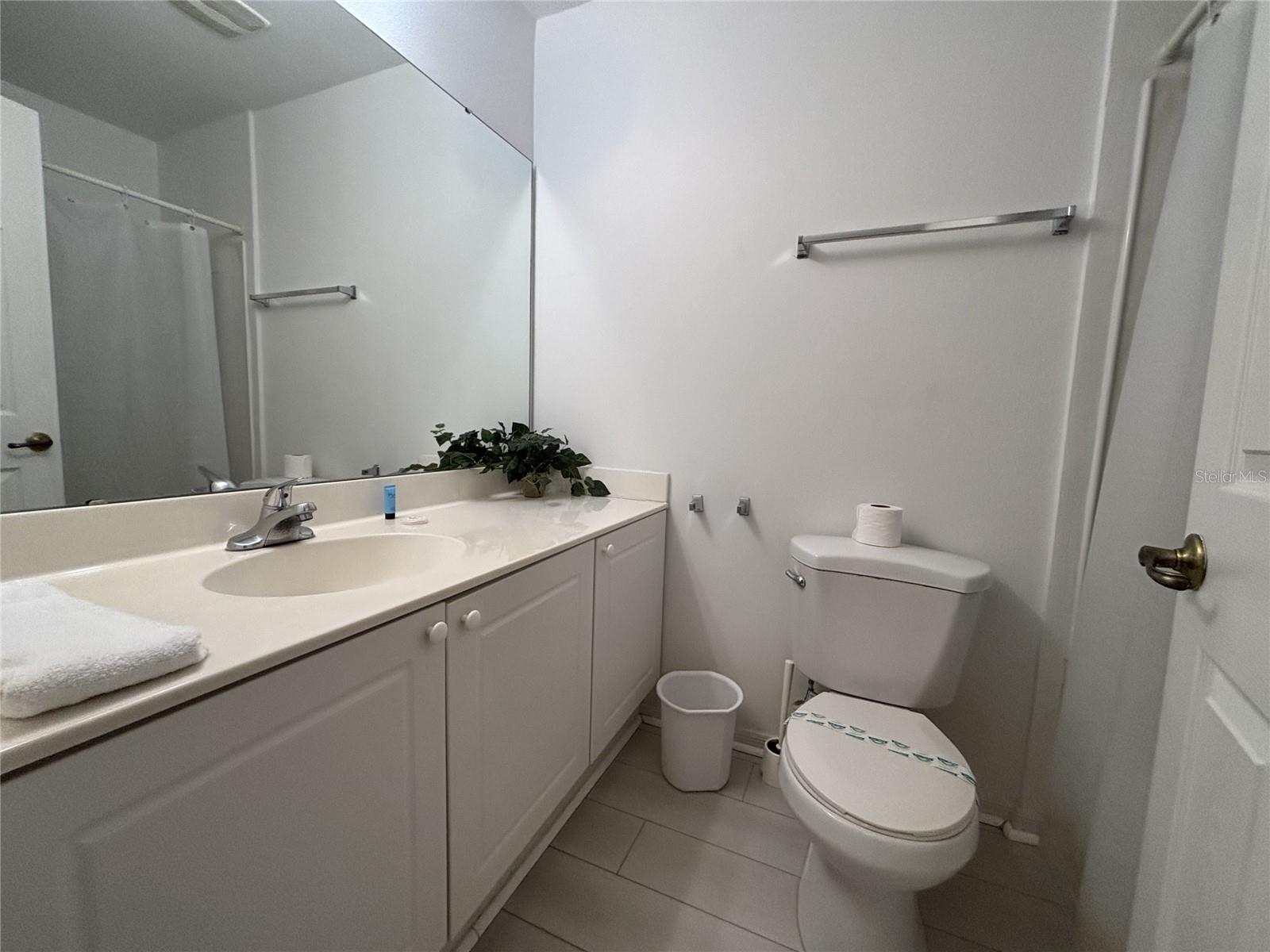 CLUB CORTILE - Residential Lease