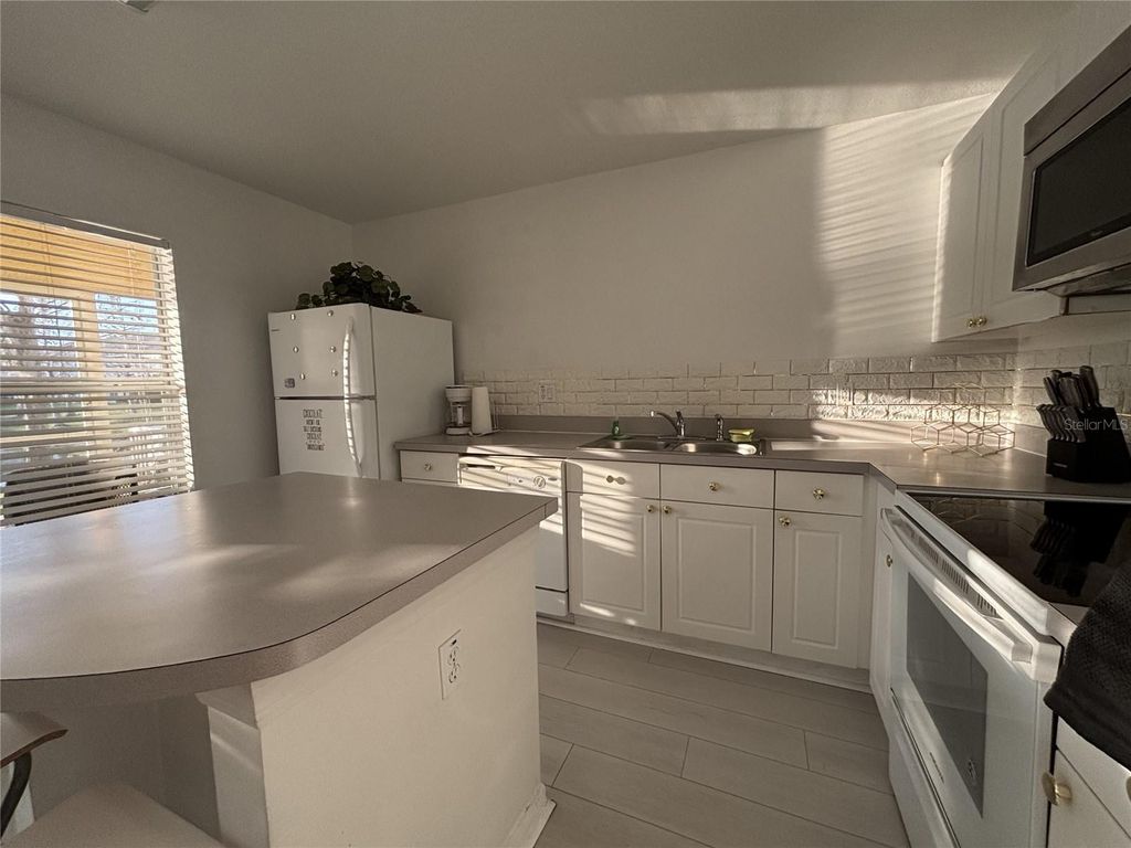 Photo of 2833 Club Cortile Circle, Kissimmee, FL 34746 (MLS # S5144274)