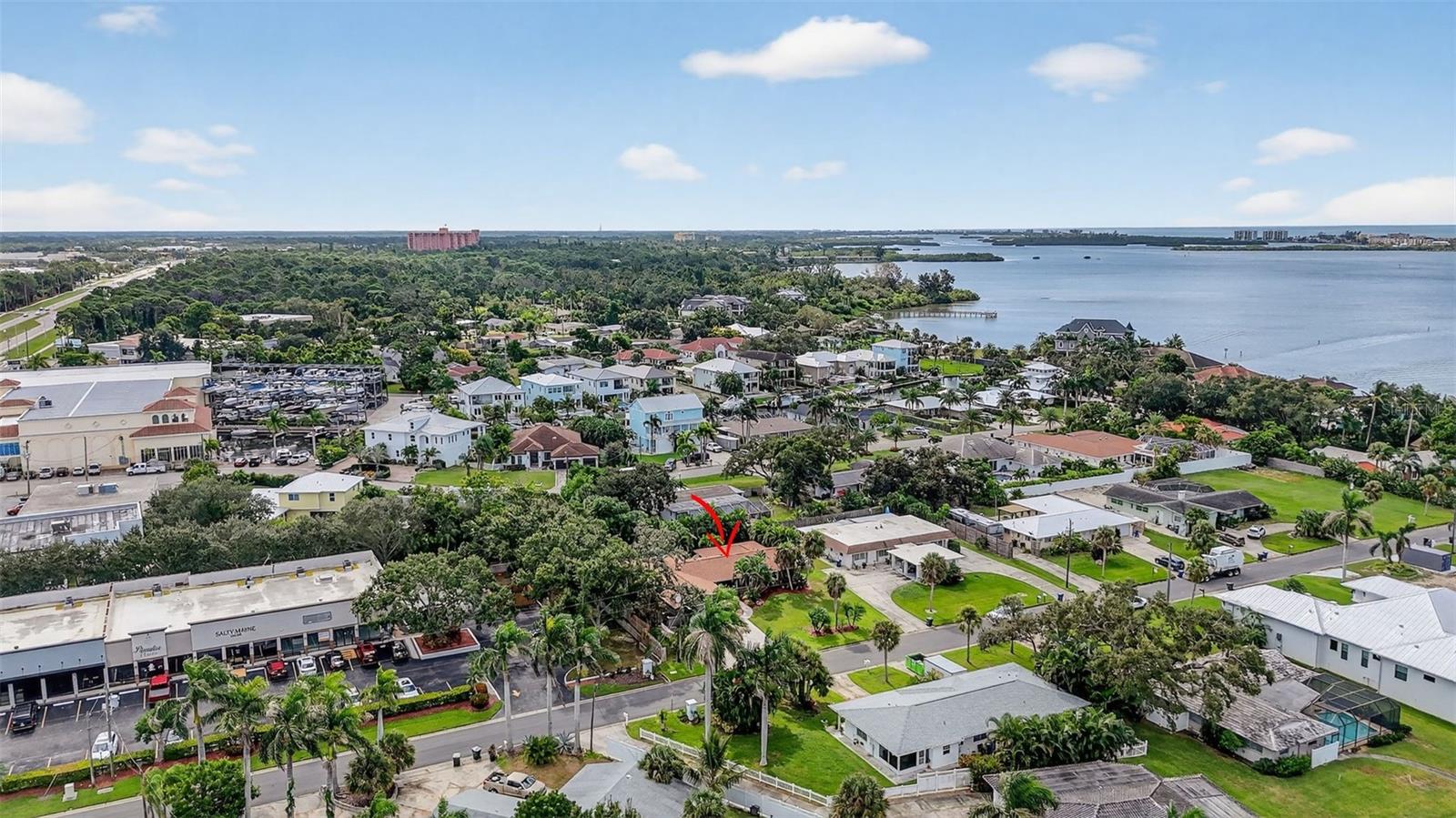 SOUTHPOINTE SHORES - Residential
