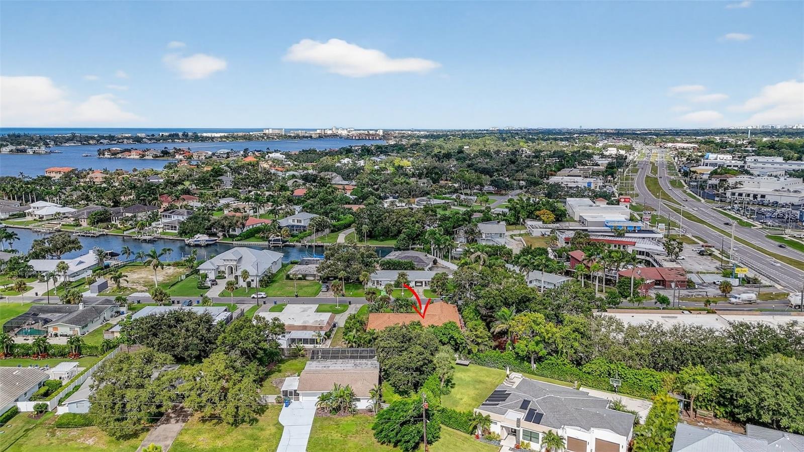 SOUTHPOINTE SHORES - Residential