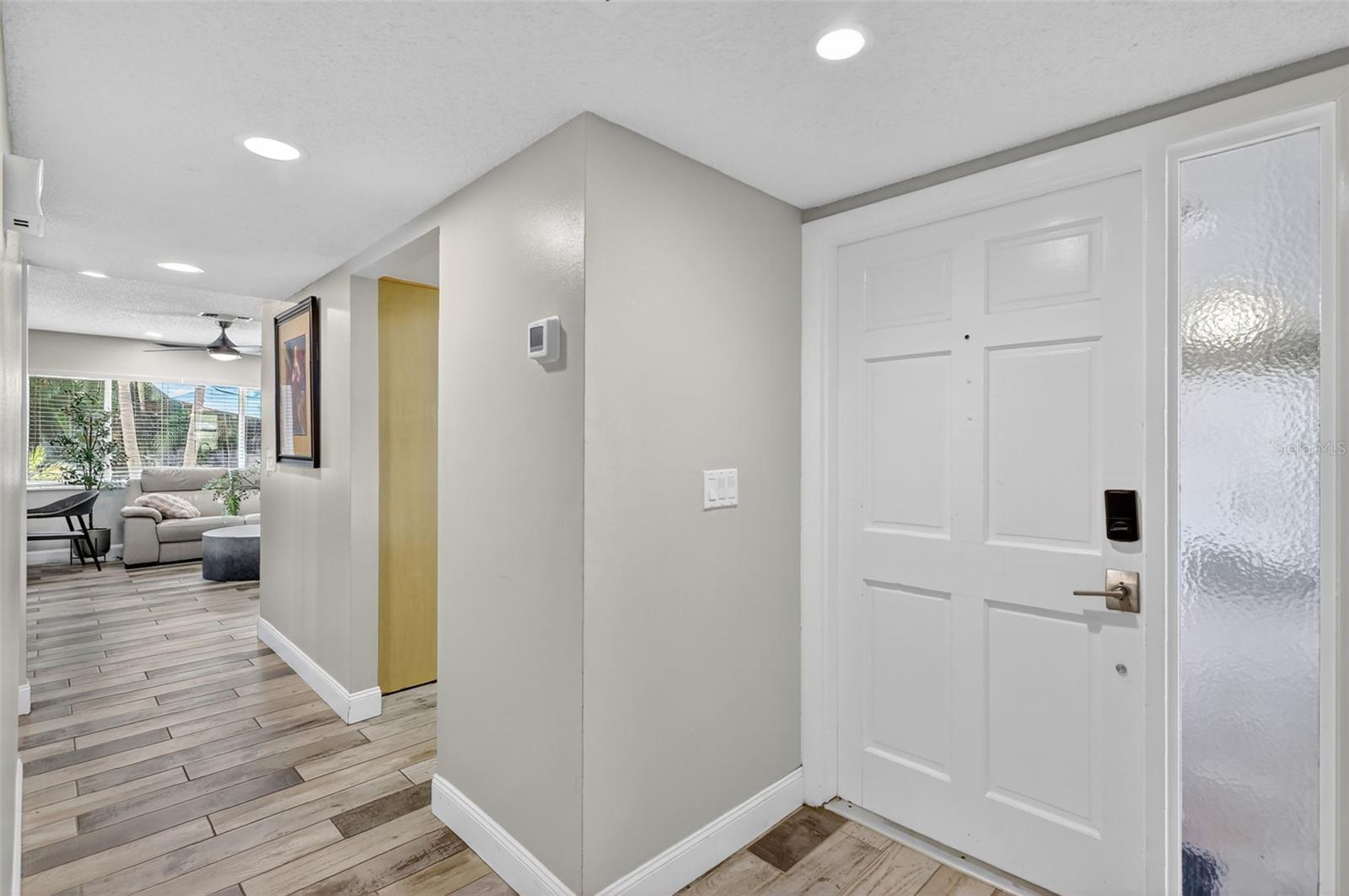 SOUTHPOINTE SHORES - Residential