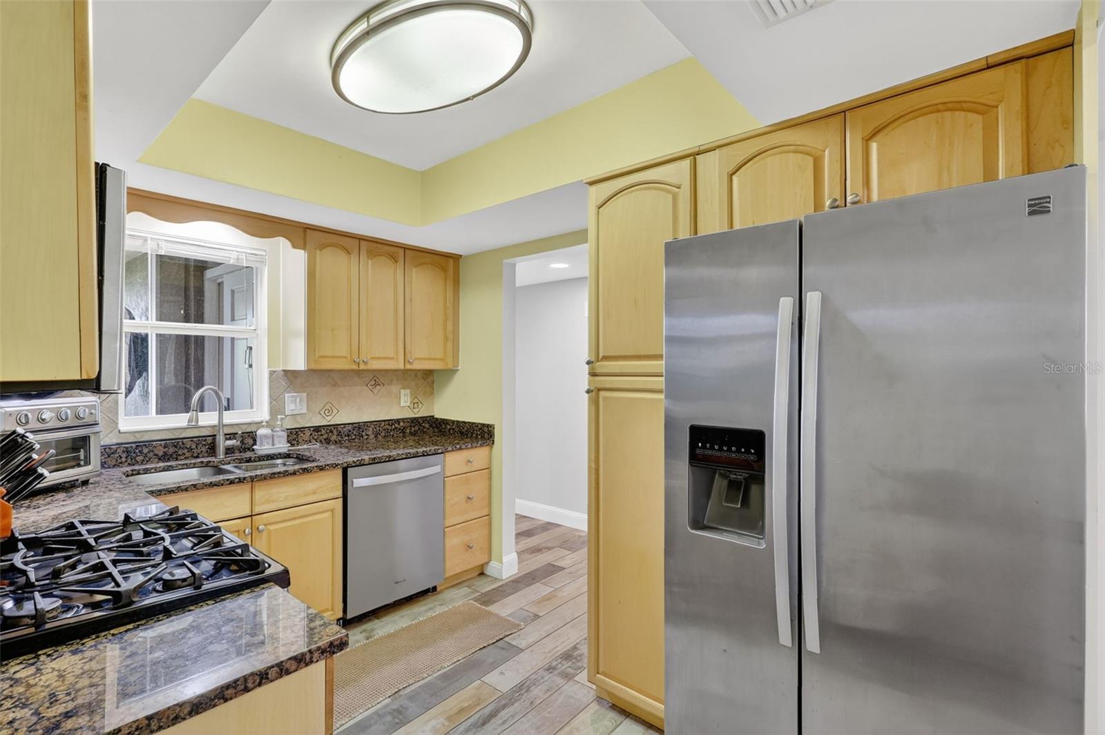 SOUTHPOINTE SHORES - Residential