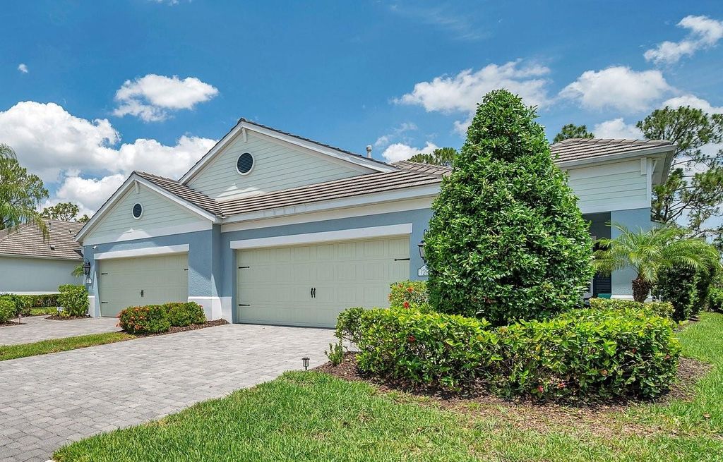 Photo of 12817 Cobalt Terrace, Bradenton, FL 34211 (MLS # TB8386831)