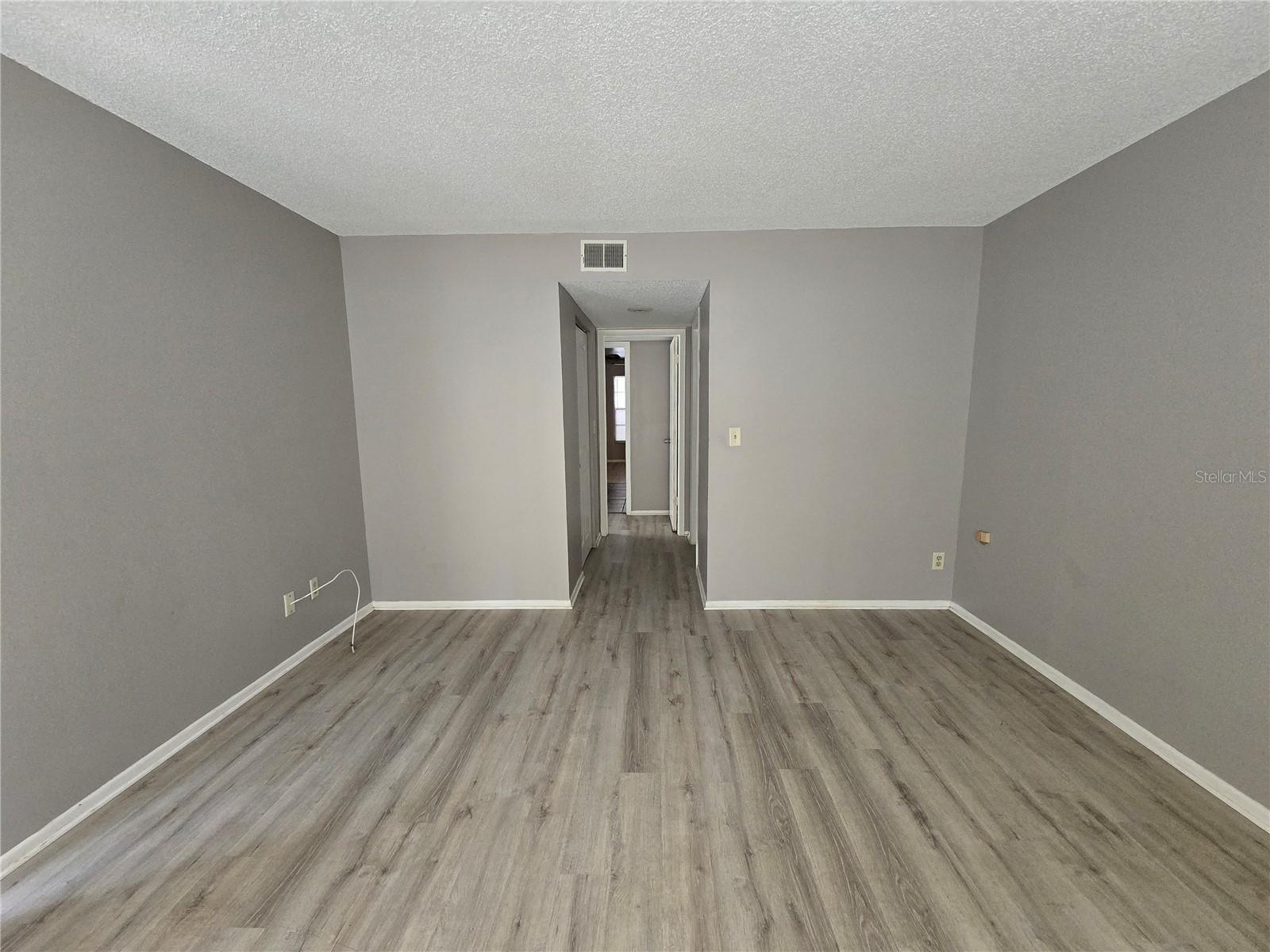 RIVER OAKS CONDO III - Residential