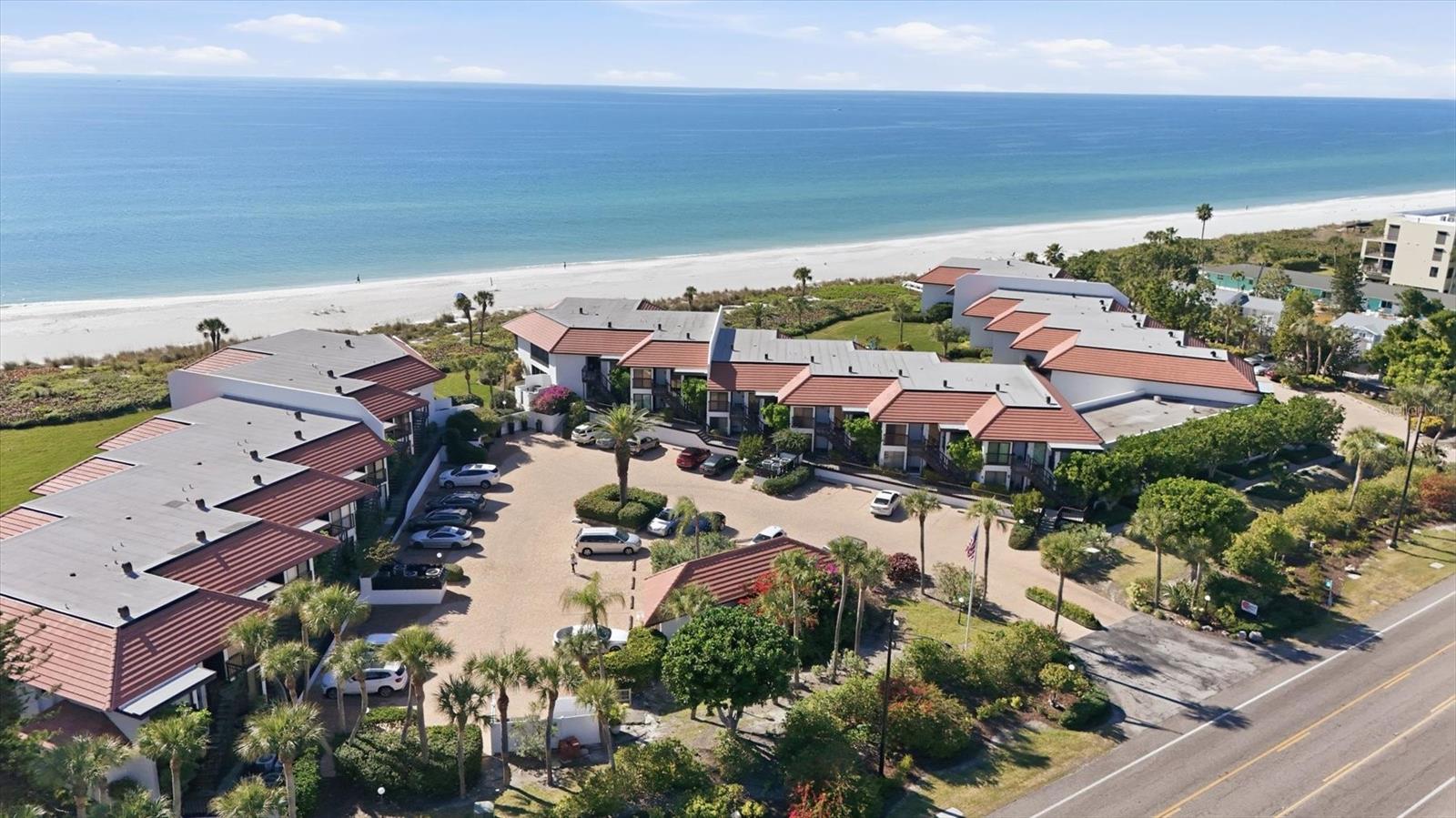 LONGBOAT TERRACE - Residential