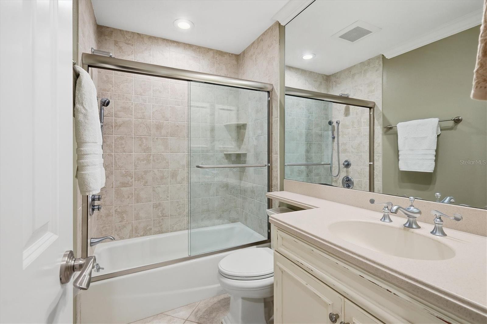 LONGBOAT TERRACE - Residential