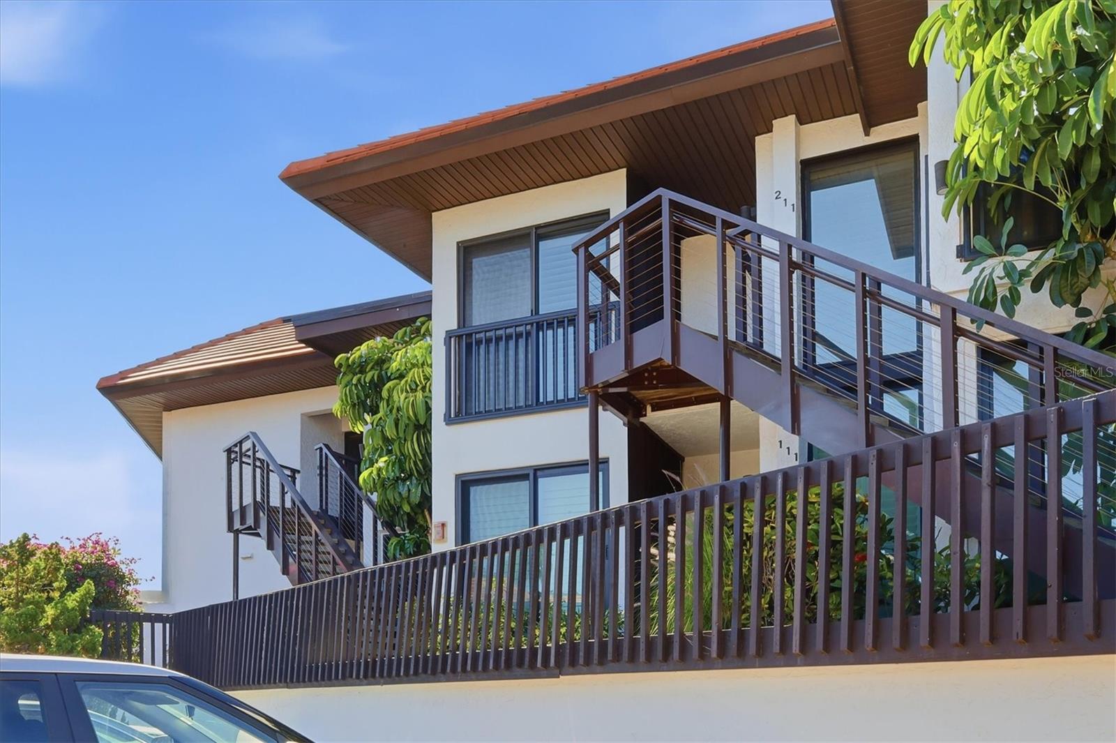 LONGBOAT TERRACE - Residential