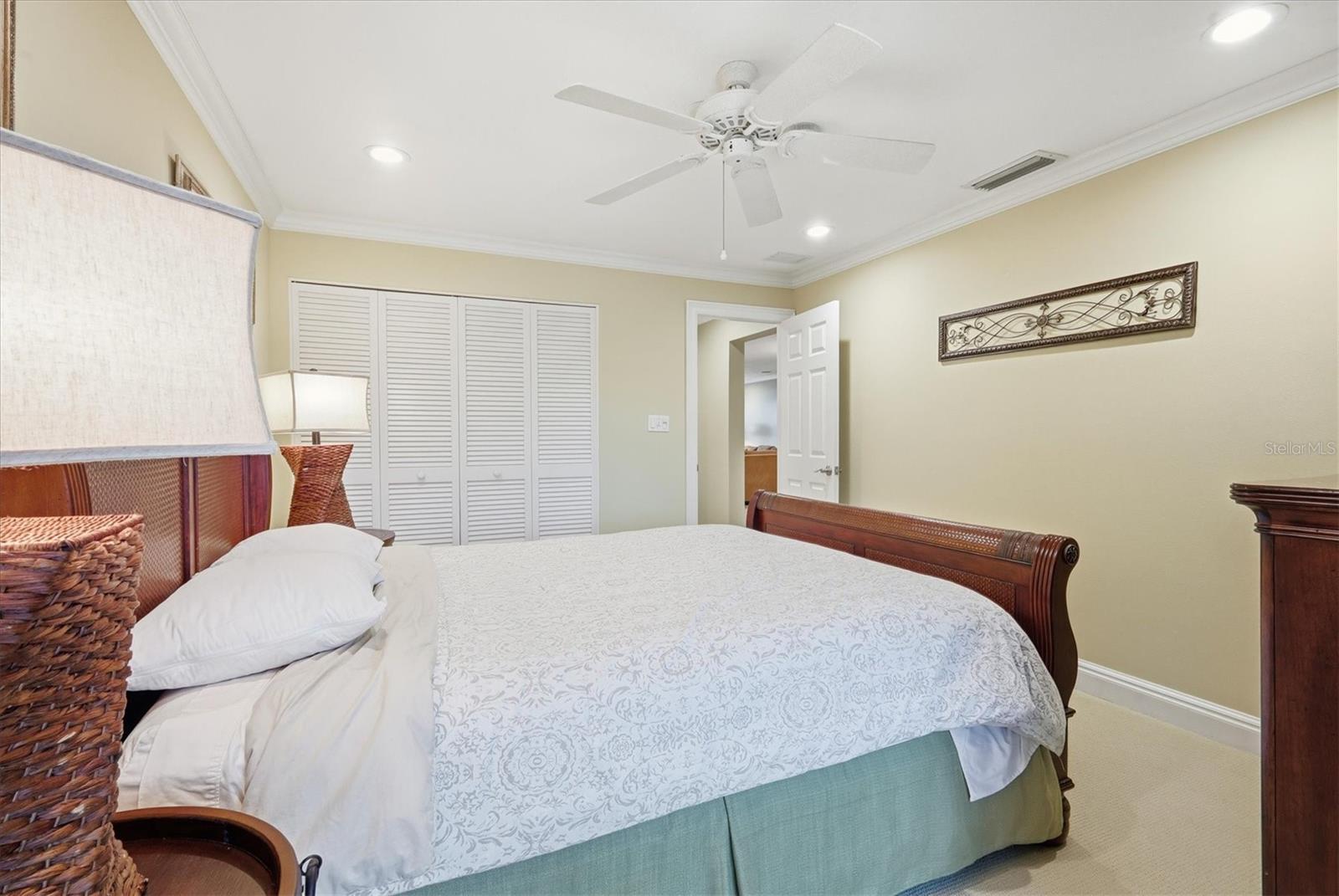 LONGBOAT TERRACE - Residential