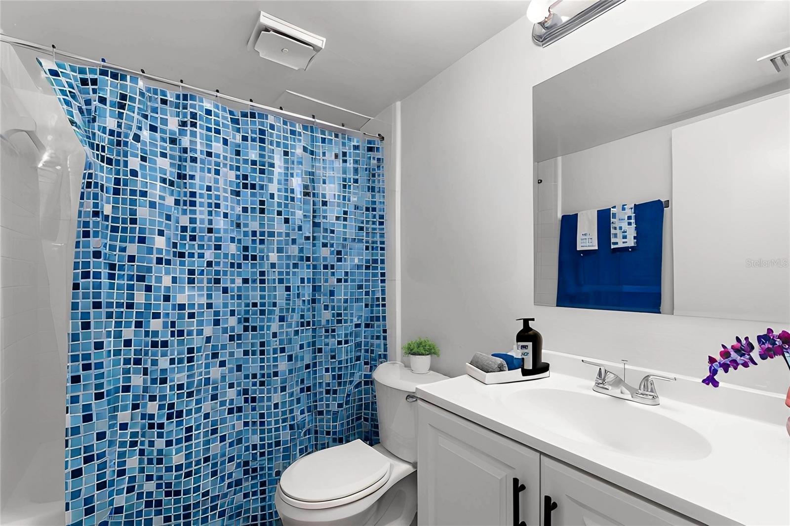 BLOUNT & WHITLEDGE SUB - Residential Lease