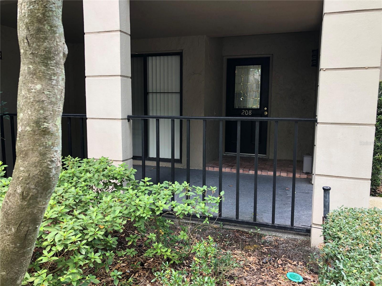 KENSINGTON PARK CONDO - Residential Lease