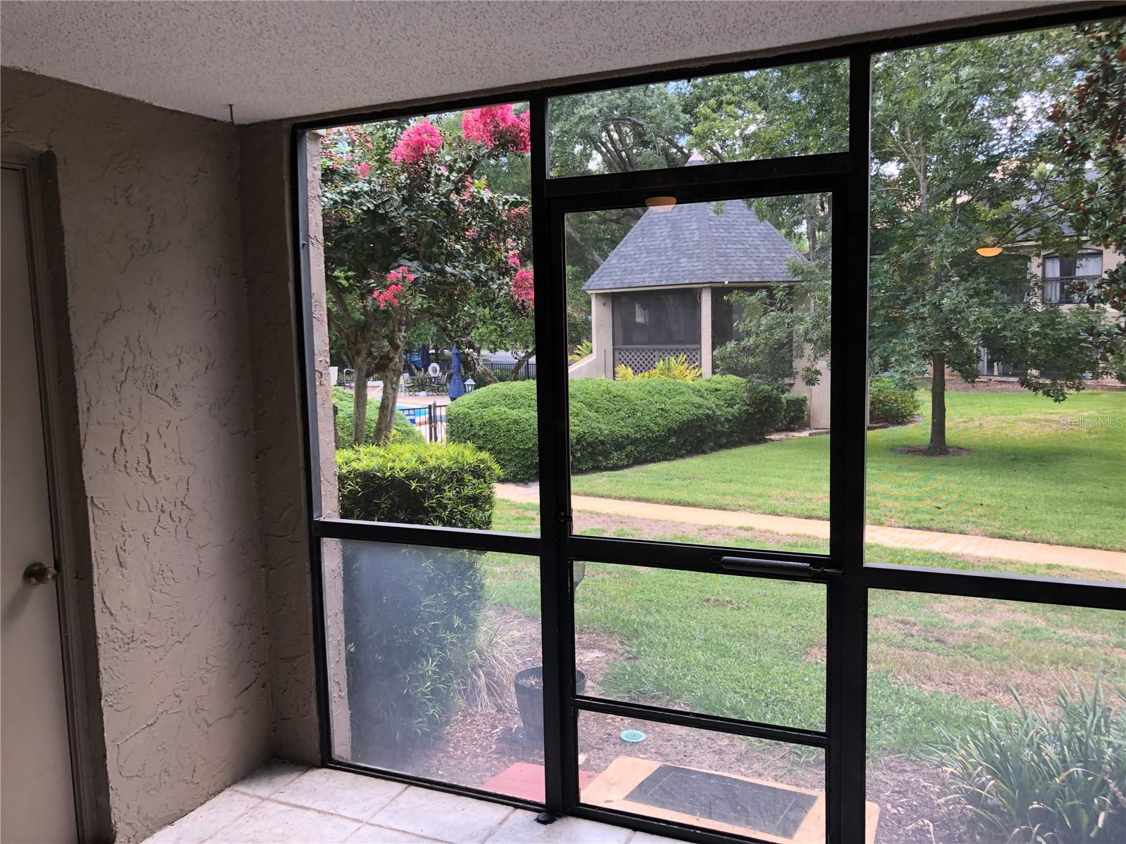 KENSINGTON PARK CONDO - Residential Lease