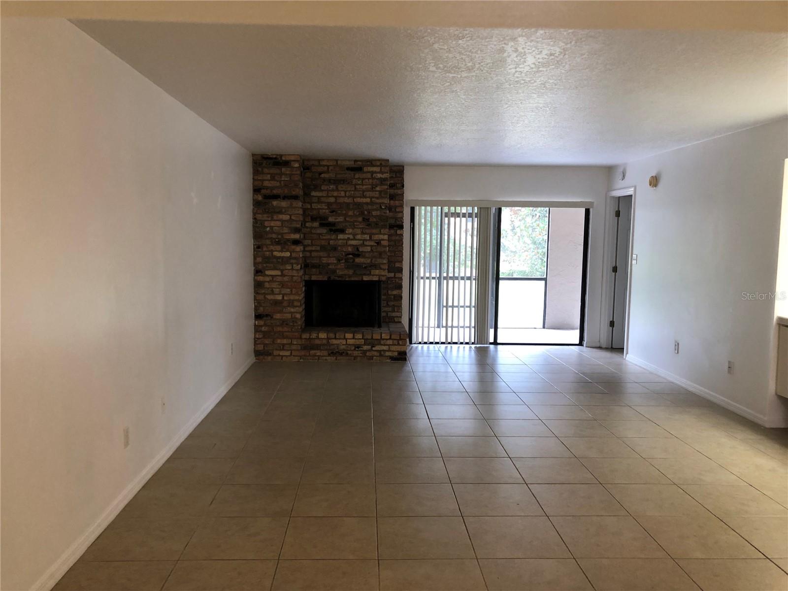 KENSINGTON PARK CONDO - Residential Lease