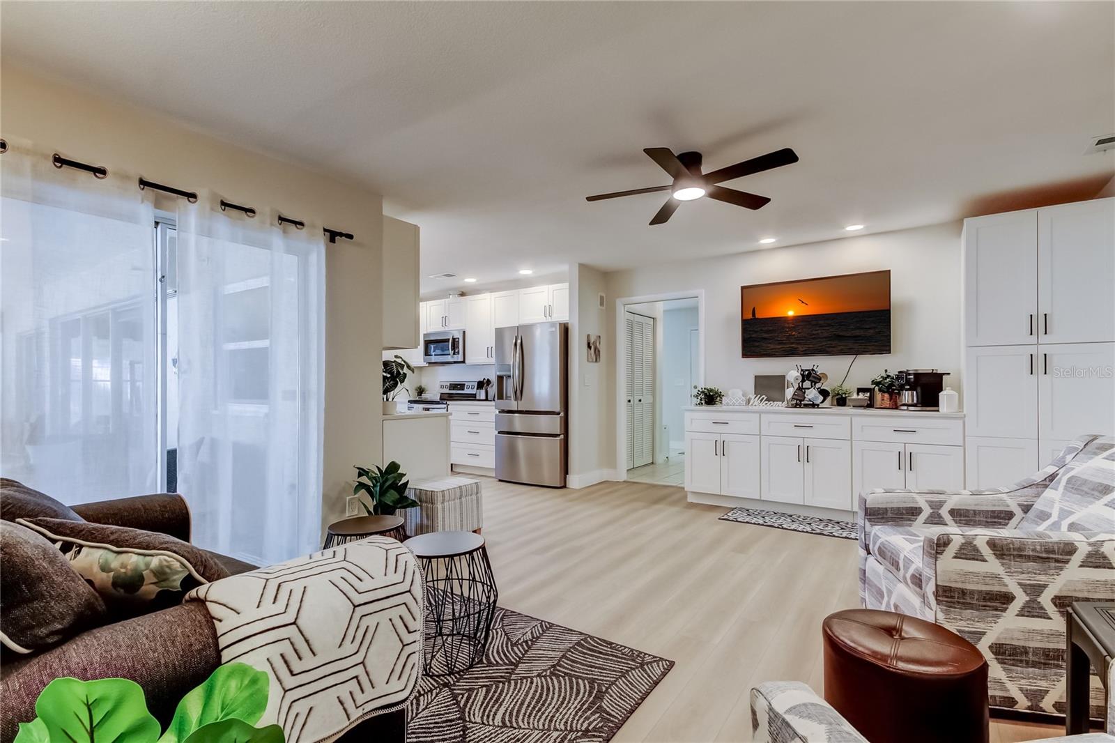 CLUBHOUSE ESTATES OF COUNTRYSIDE - Residential Lease