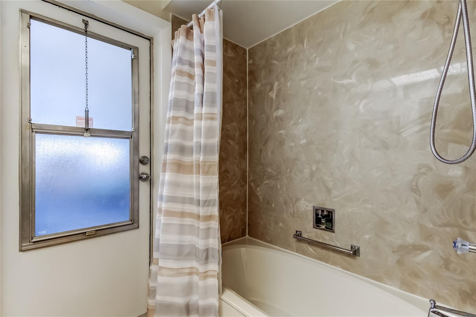 CLUBHOUSE ESTATES OF COUNTRYSIDE - Residential Lease