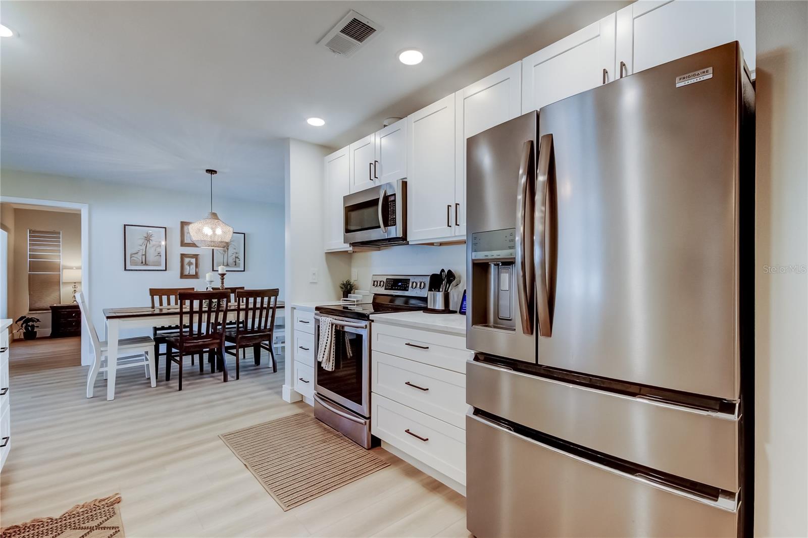 CLUBHOUSE ESTATES OF COUNTRYSIDE - Residential Lease