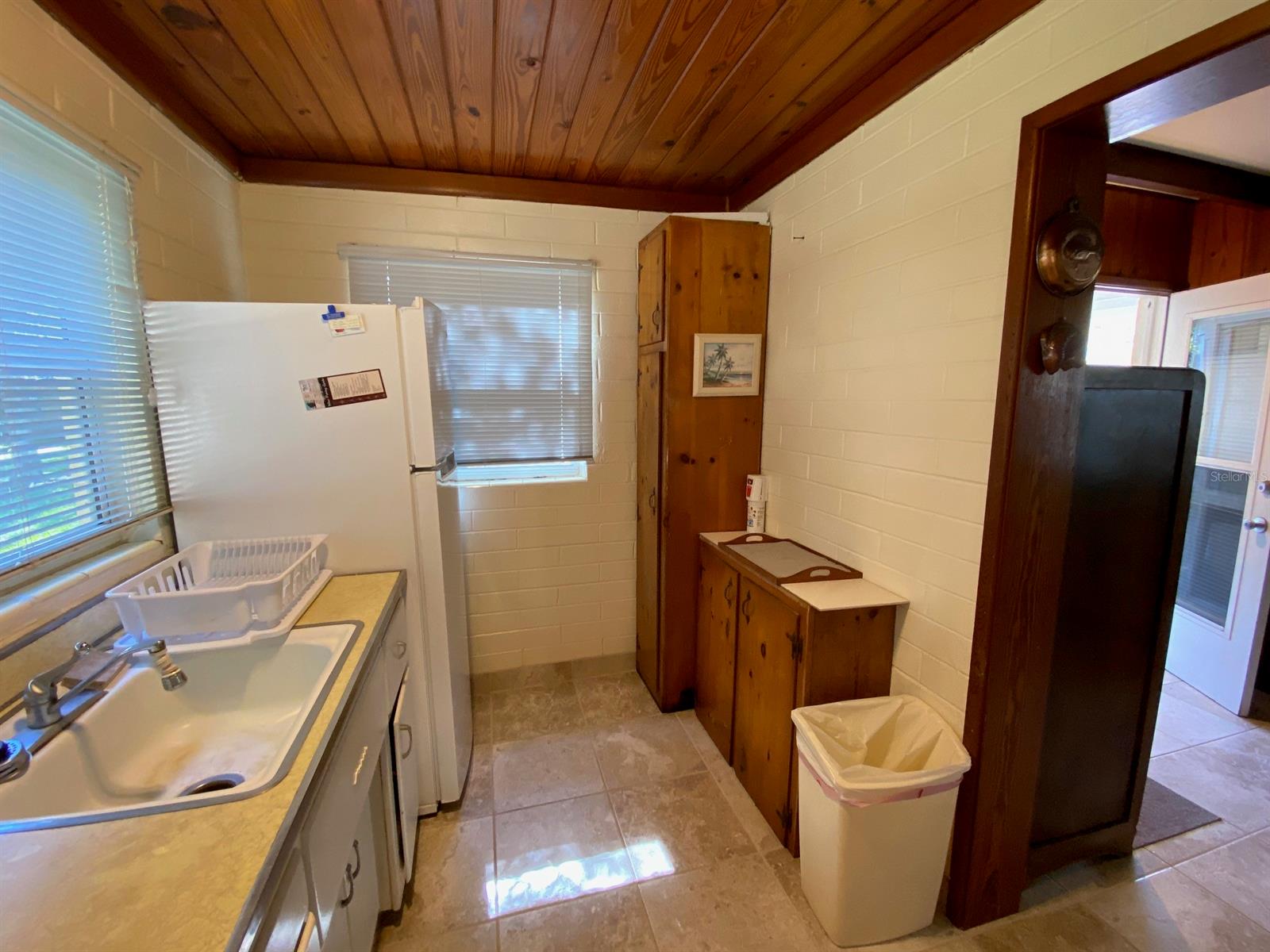 Detwilers N 650 Ft Lt 02 16 17 34 New Smyrna Beach - Residential Lease