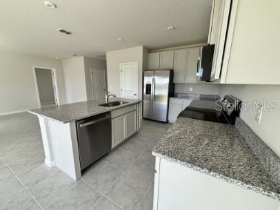 EAGLES CREST - Residential Lease