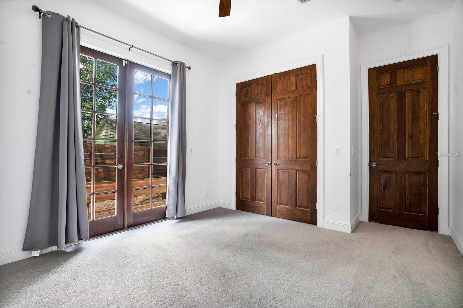 KILLARNEY ESTATES - Residential