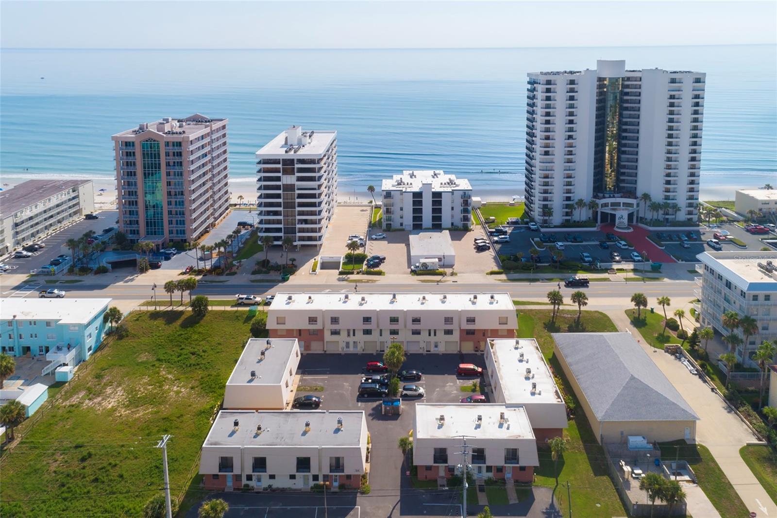 View DAYTONA BEACH, FL 32118 condo