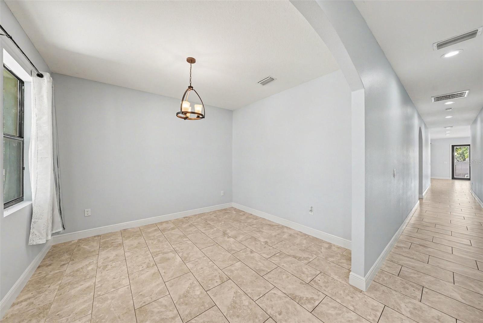 PINECREST - Residential