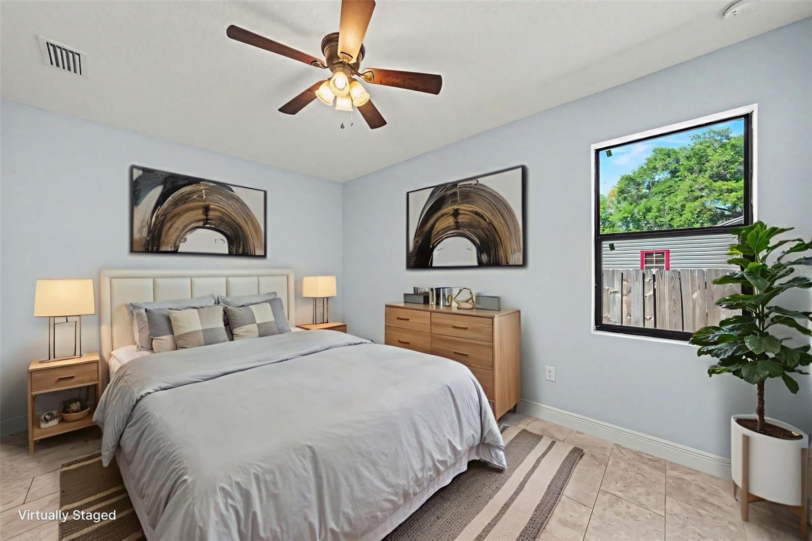 PINECREST - Residential