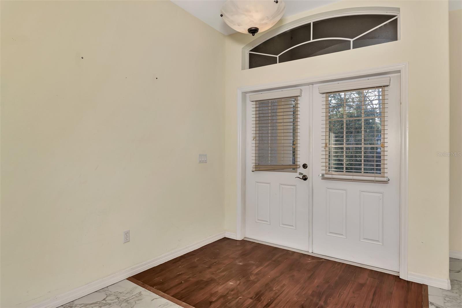 PORT CHARLOTTE SUB 18 - Residential Lease