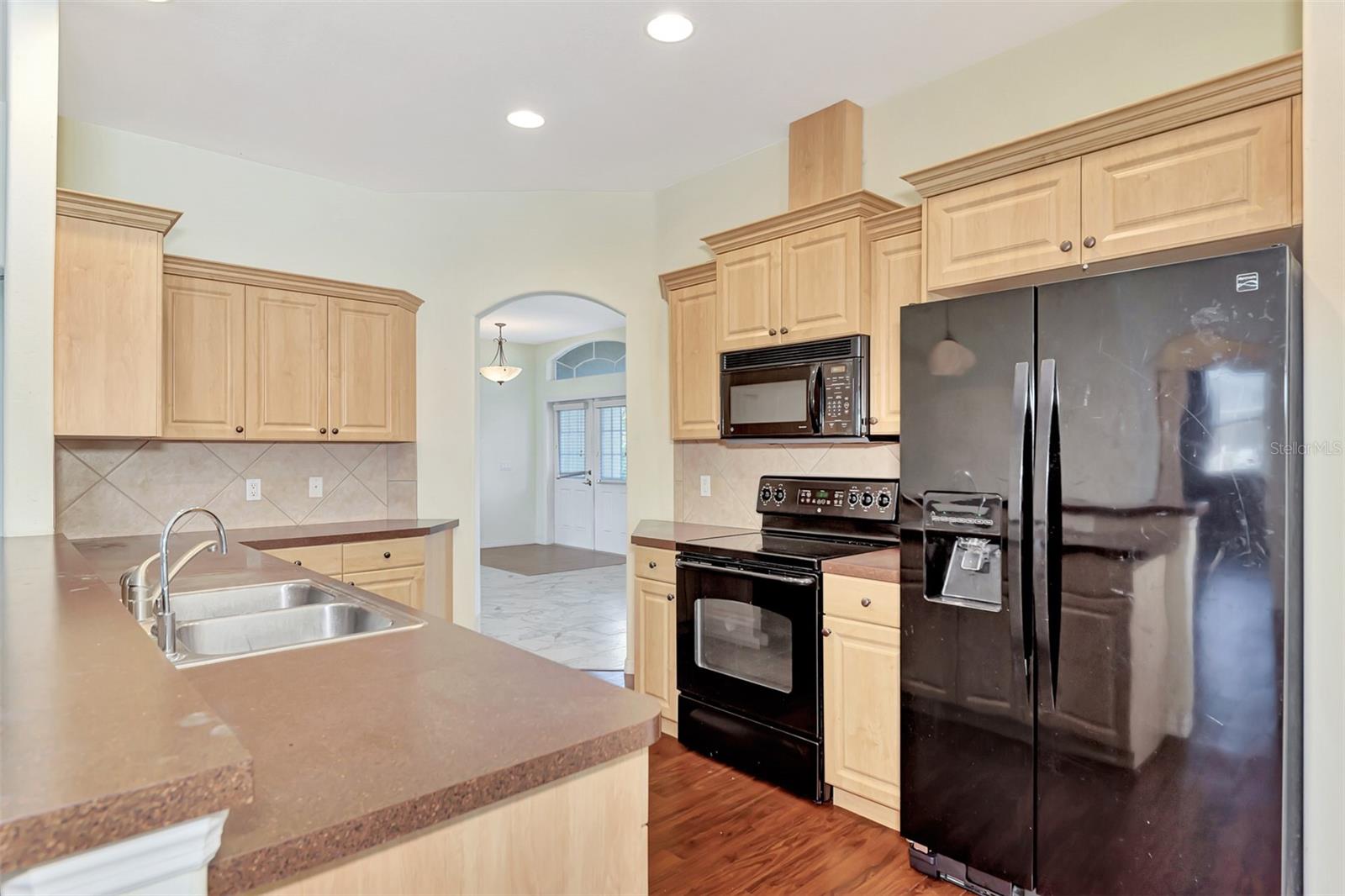 PORT CHARLOTTE SUB 18 - Residential Lease