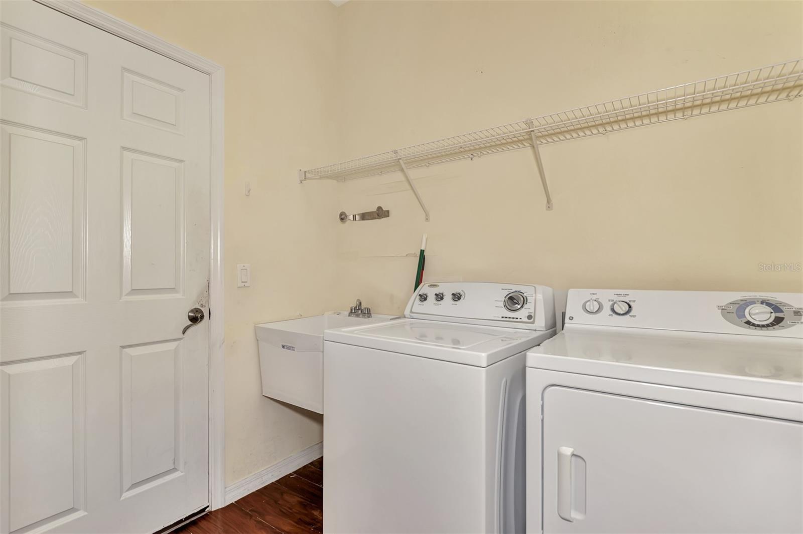 PORT CHARLOTTE SUB 18 - Residential Lease