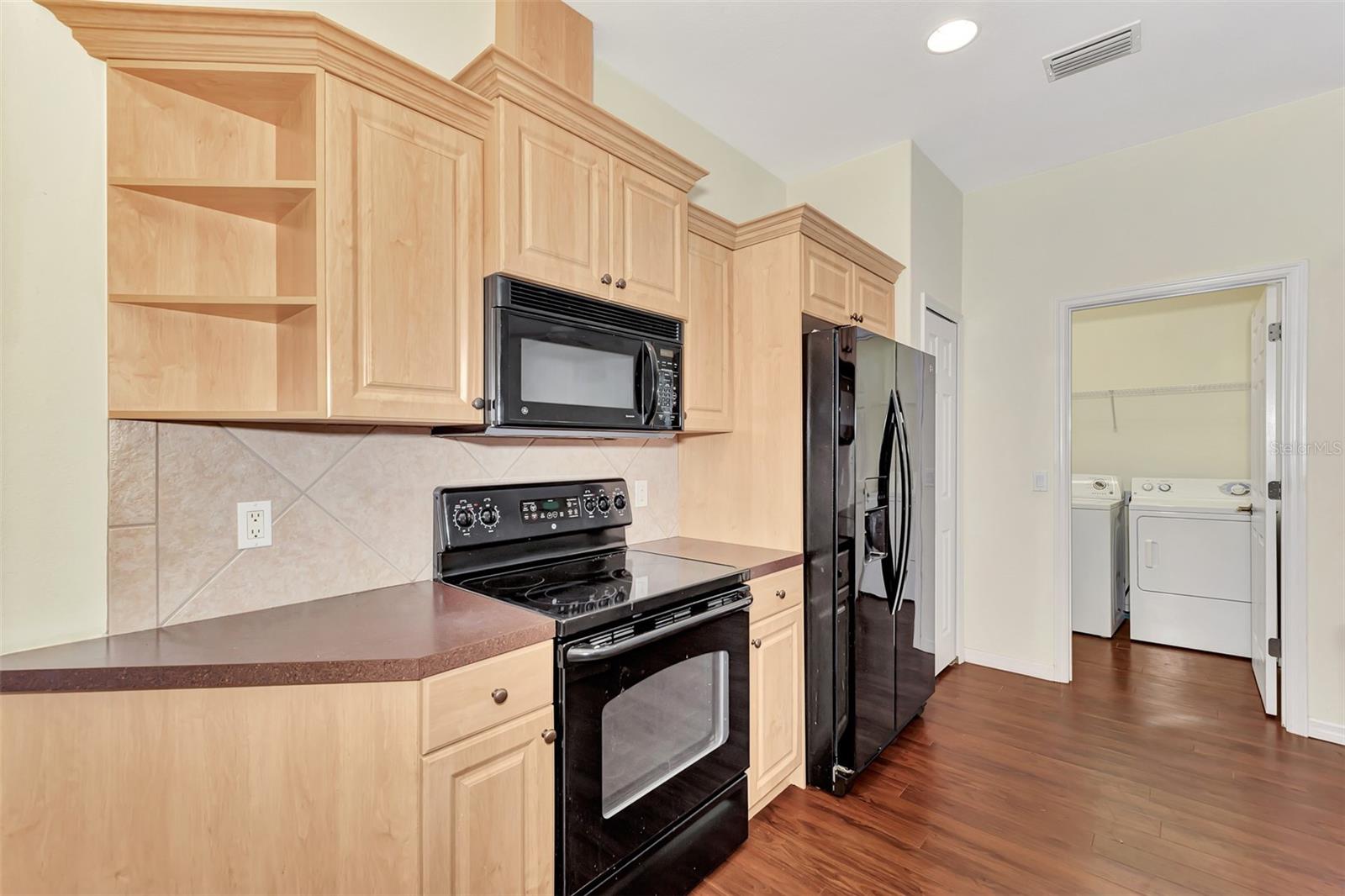 PORT CHARLOTTE SUB 18 - Residential Lease