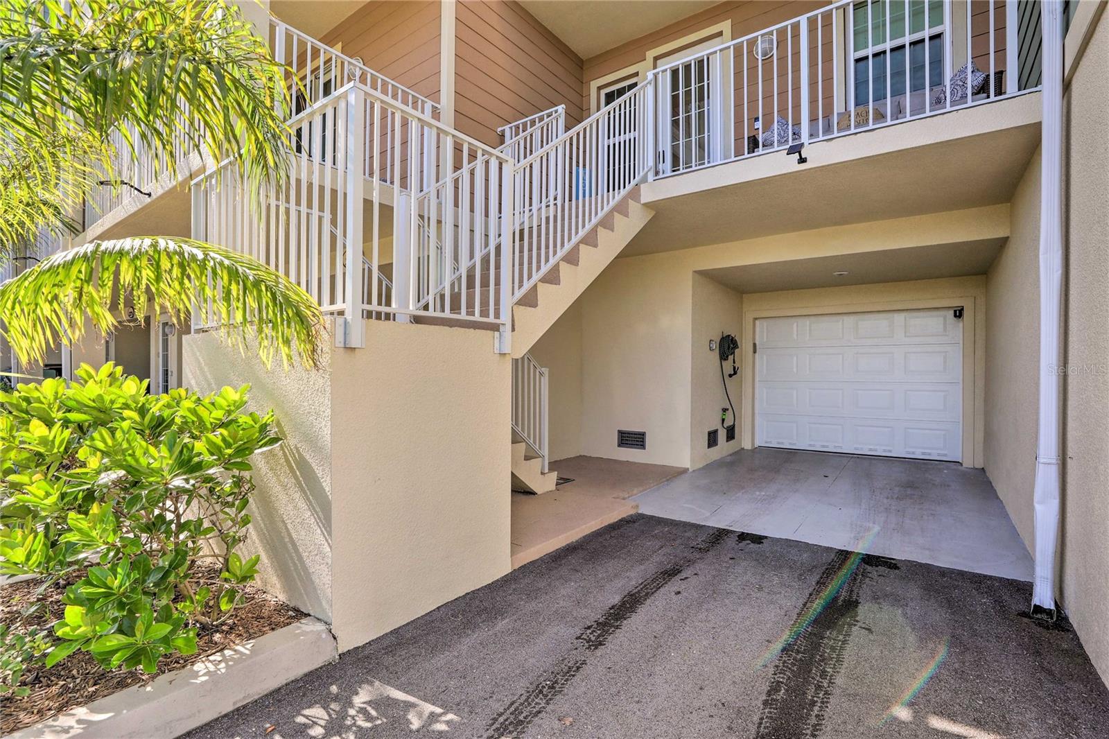 3282 MANGROVE POINT DRIVE