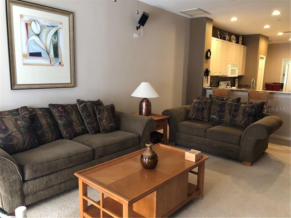 PELICAN POINTE GOLF & COUNTRY CLUB - Residential Lease