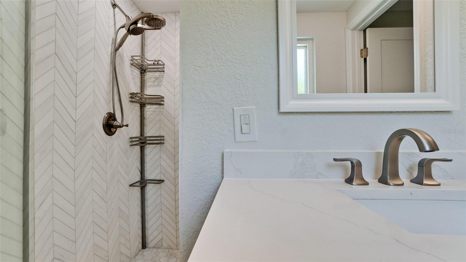 BAY PALMS ADD - Residential