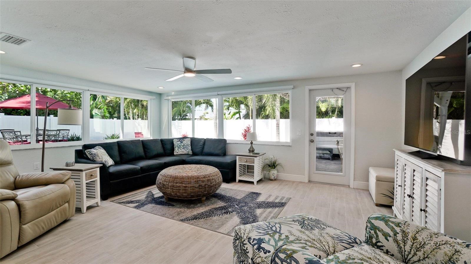 BAY PALMS ADD - Residential