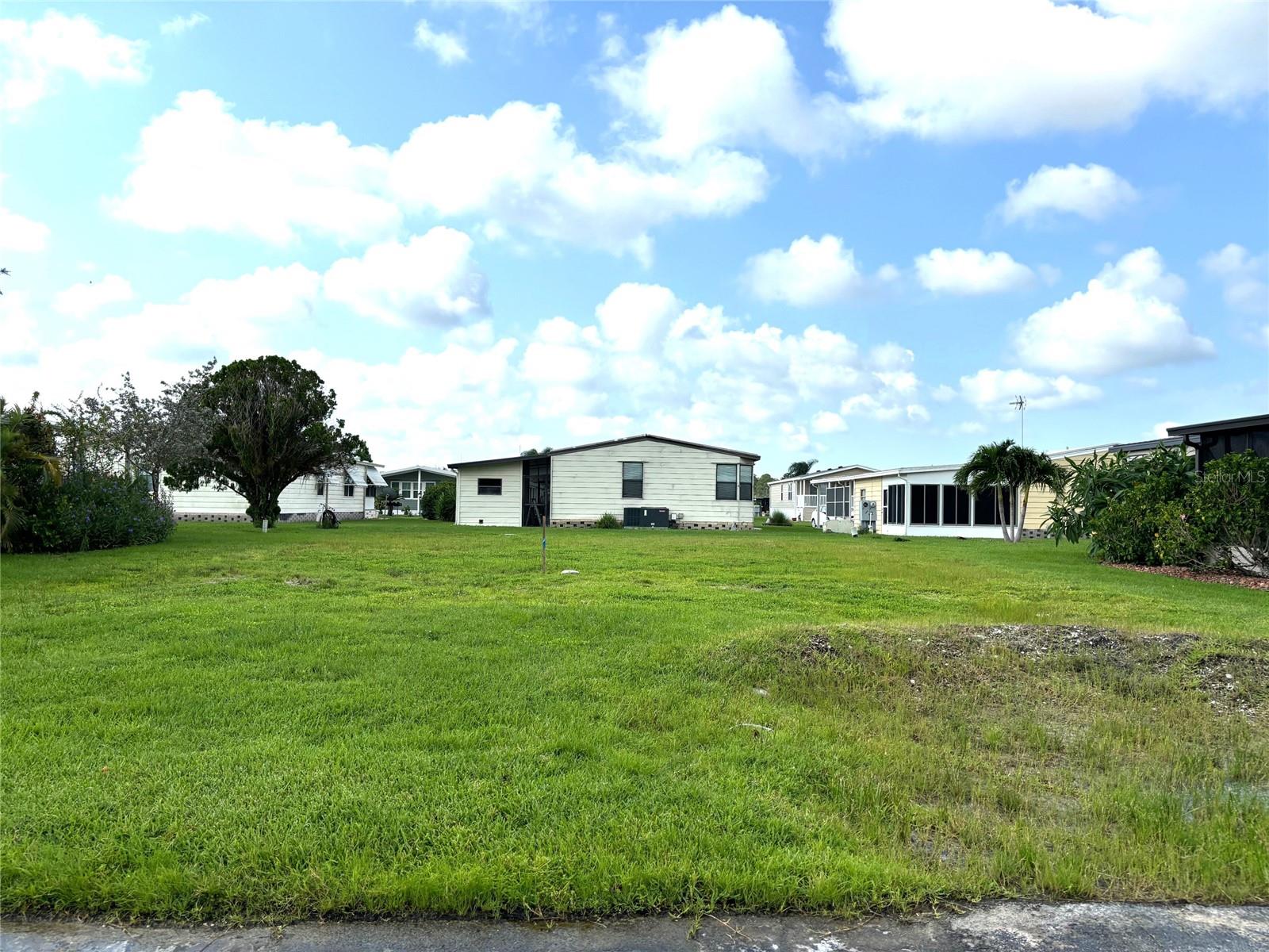 LA CASA MHP CO-OP - Land