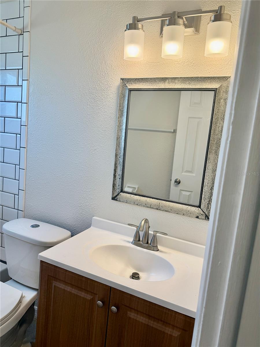 DELTONA LAKES UNIT 29 & 37 REP - Residential Lease