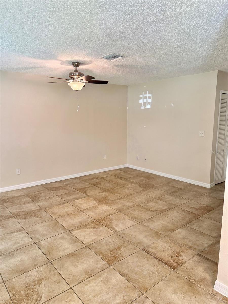 DELTONA LAKES UNIT 29 & 37 REP - Residential Lease