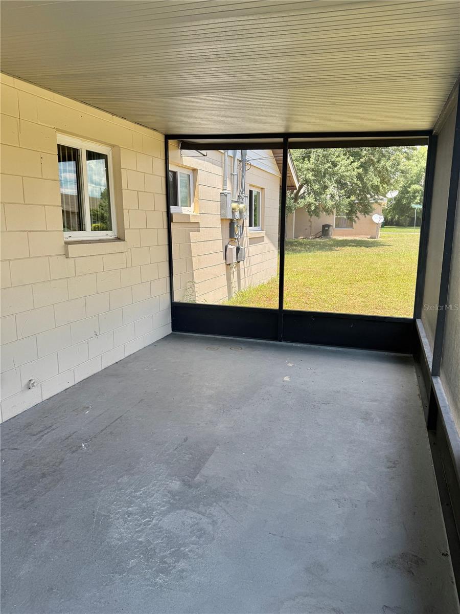 DELTONA LAKES UNIT 29 & 37 REP - Residential Lease