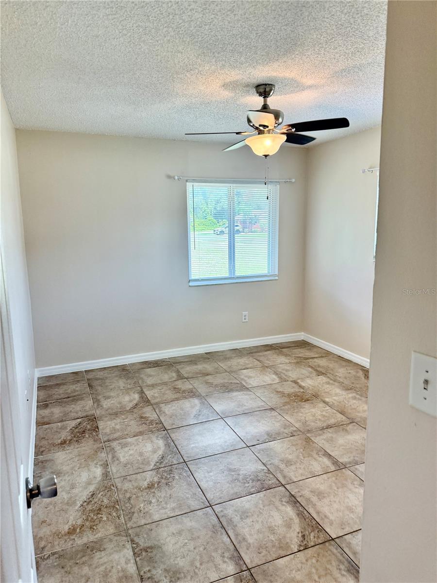 DELTONA LAKES UNIT 29 & 37 REP - Residential Lease