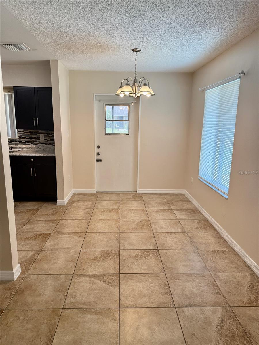 DELTONA LAKES UNIT 29 & 37 REP - Residential Lease