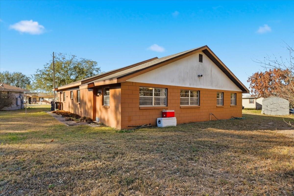 CHRIS BROWN CEMETERY REPLAT - Residential