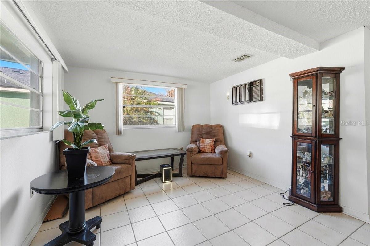 CHRIS BROWN CEMETERY REPLAT - Residential