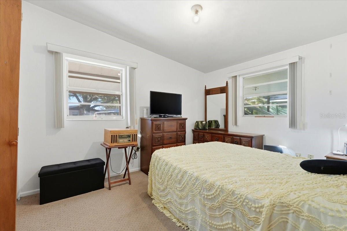 CHRIS BROWN CEMETERY REPLAT - Residential