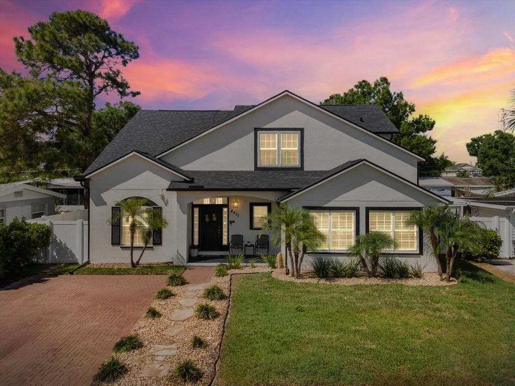 Photo of 4411 W Oklahoma Avenue, Tampa, FL 33616 (MLS # TB8495777)