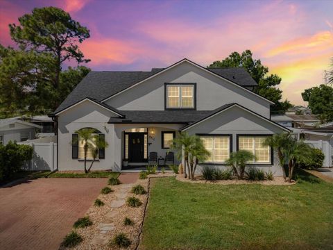 Photo of 4411 W Oklahoma Avenue, Tampa, FL 33616 (MLS # TB8495777)