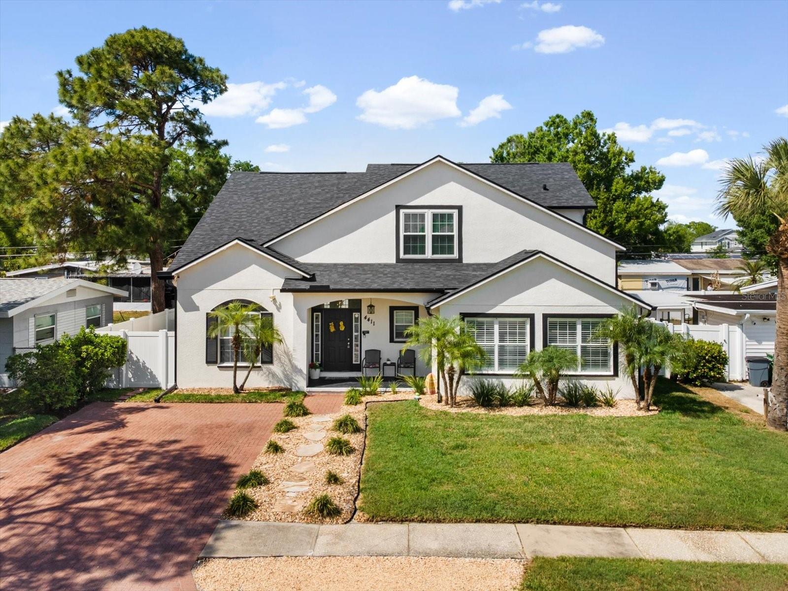 GANDY GARDENS 2 - Residential