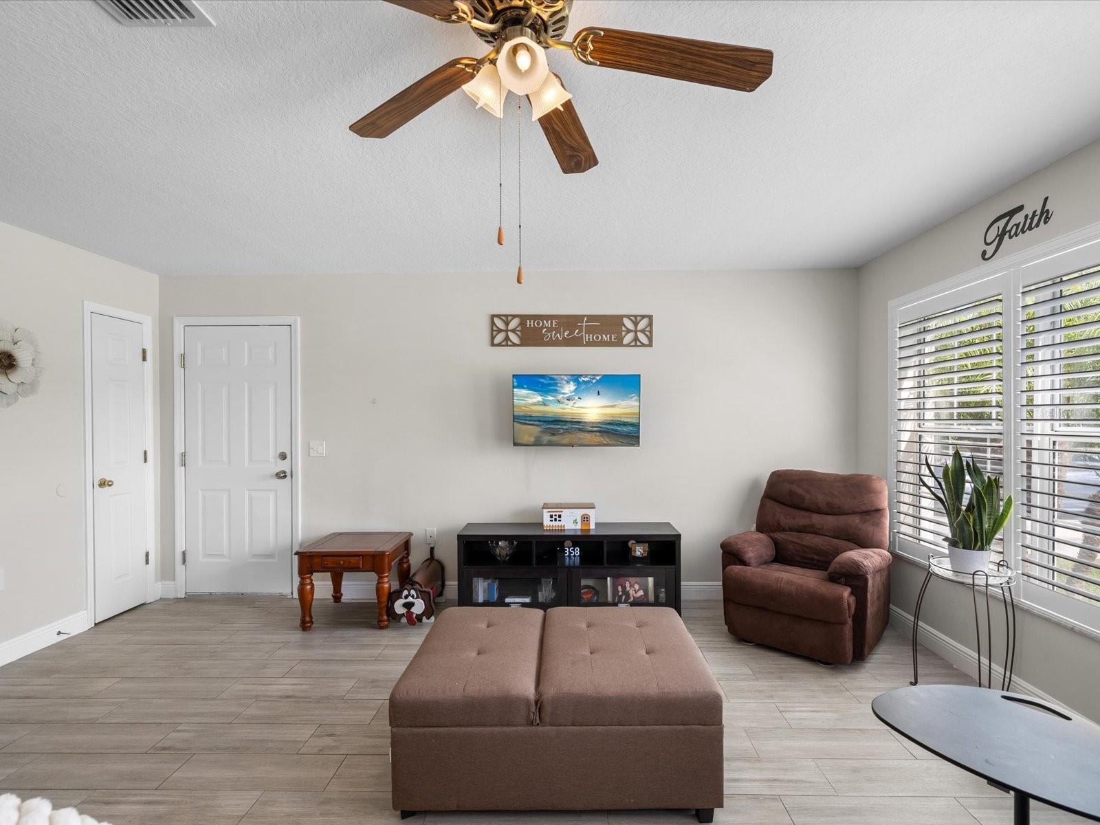 GANDY GARDENS 2 - Residential