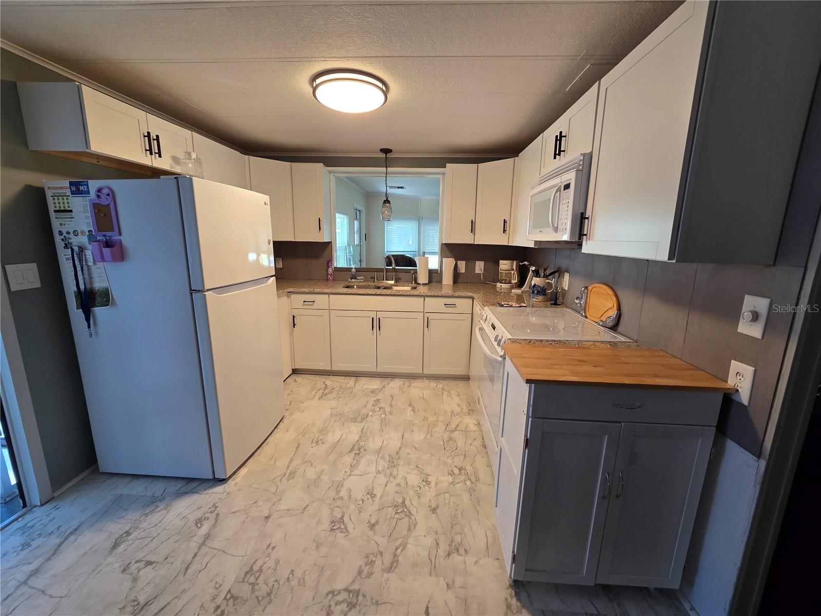 SEBRING FALLS - Residential