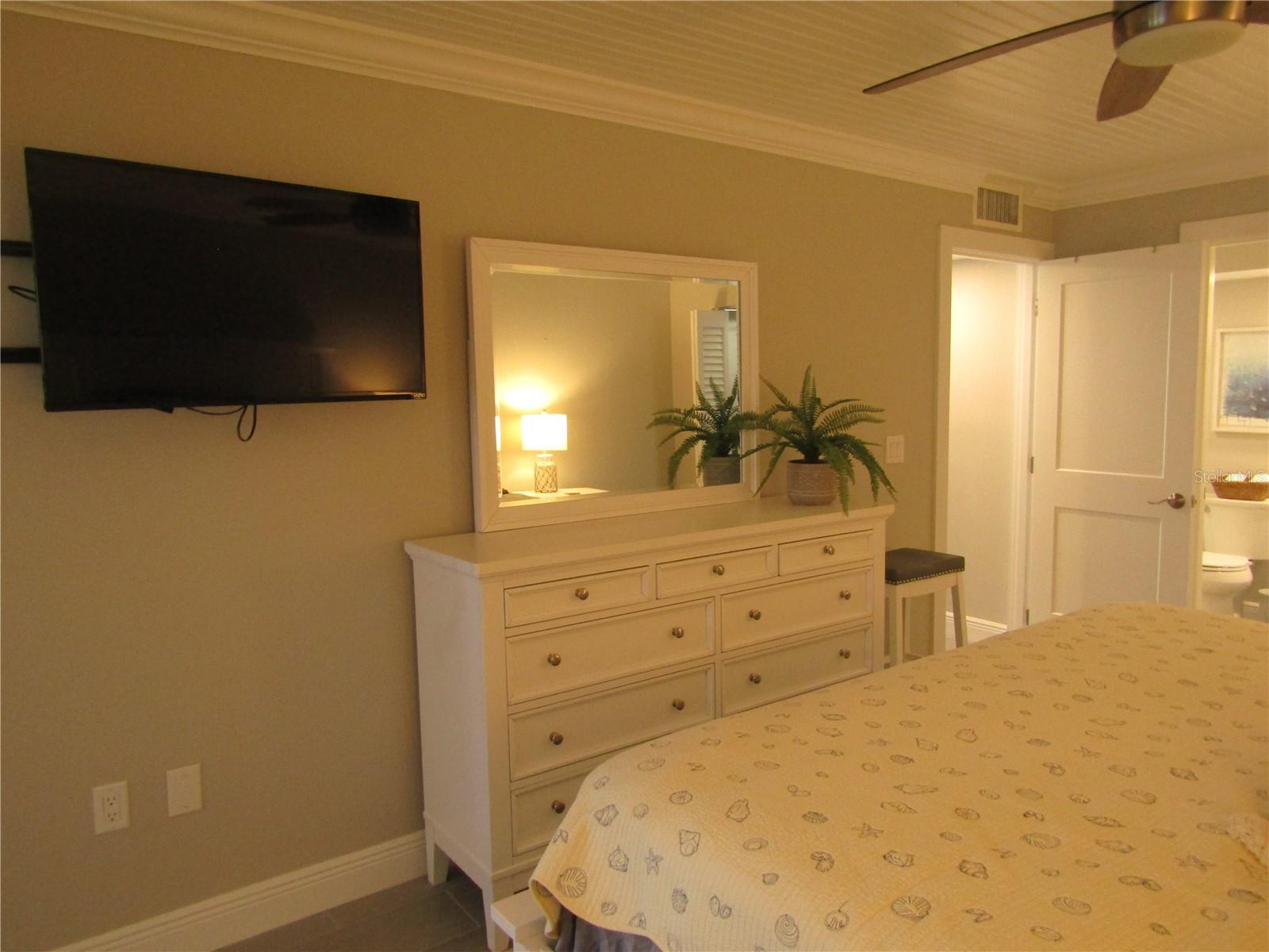 BAHIA VISTA CLUB - Residential Lease