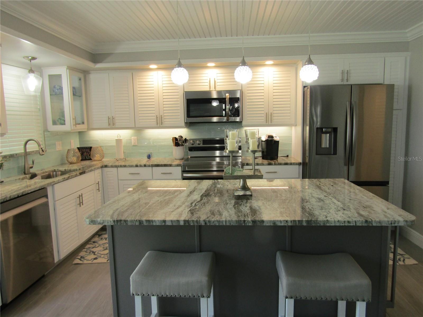 BAHIA VISTA CLUB - Residential Lease